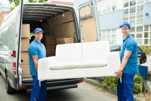 Self storage solution for organized belongings in West Kensington
